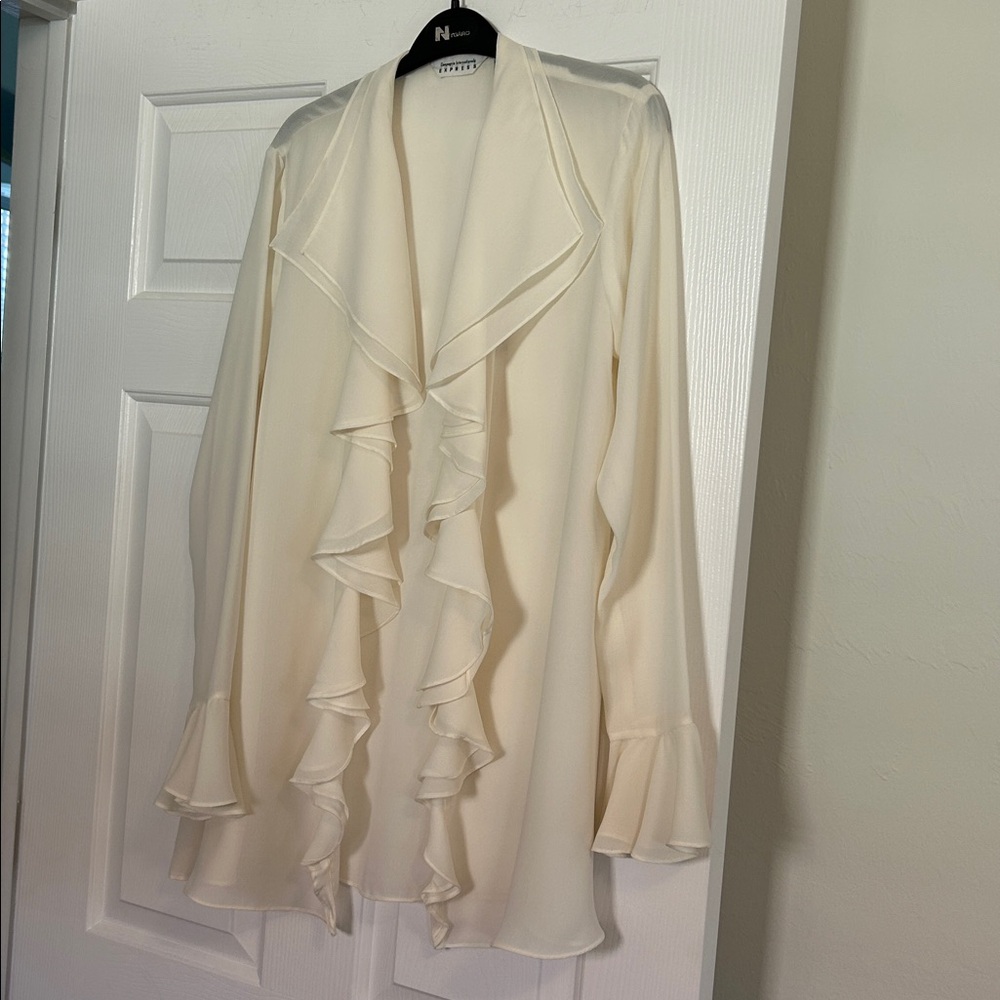 Chic Ivory Ruffle Blouse - Picture 3 of 10